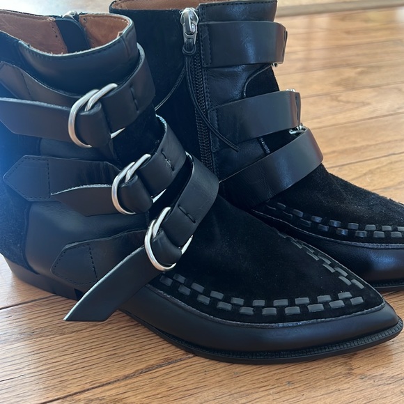 Brand new Isabel Marant boots - Picture 3 of 6